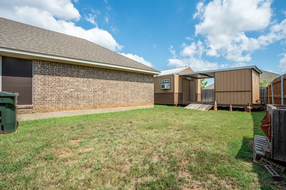219 Oak Meadow Trail Waco, TX 76657