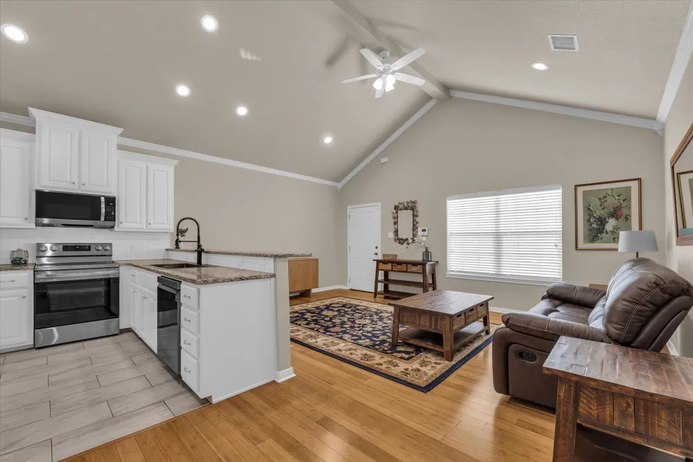 691 Park Street McGregor, TX 76657
