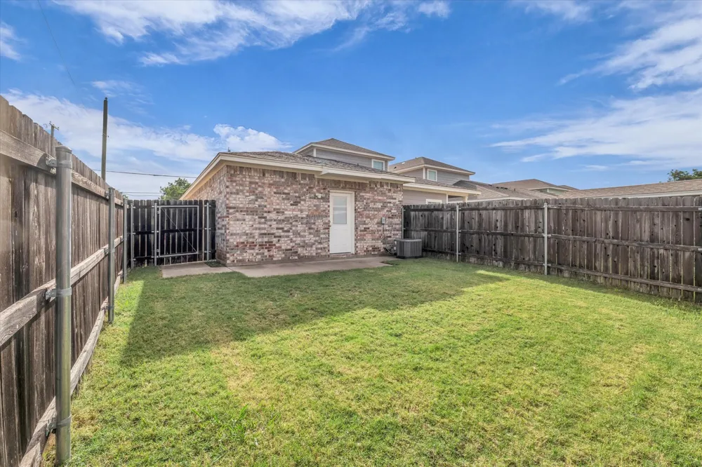 691 Park Street McGregor, TX 76657