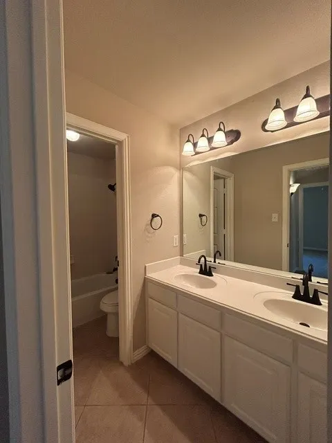 3004 Hereford Drive Lewisville, TX 75056