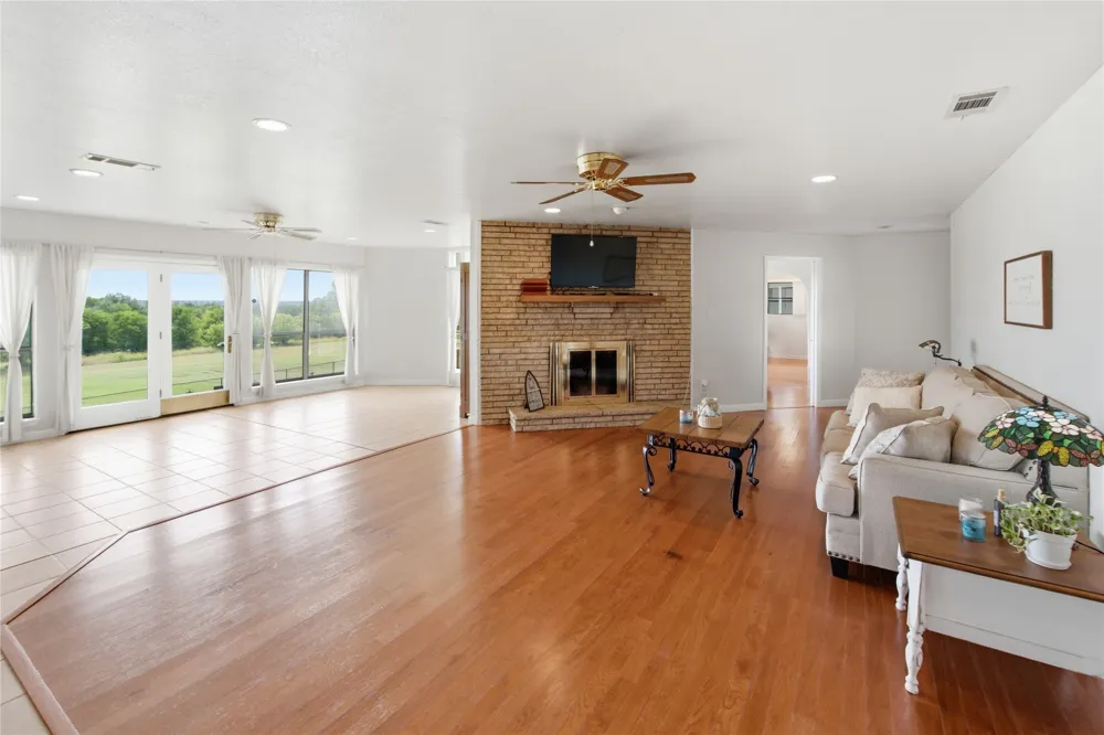 181 County Road 1747 Clifton, TX 76634