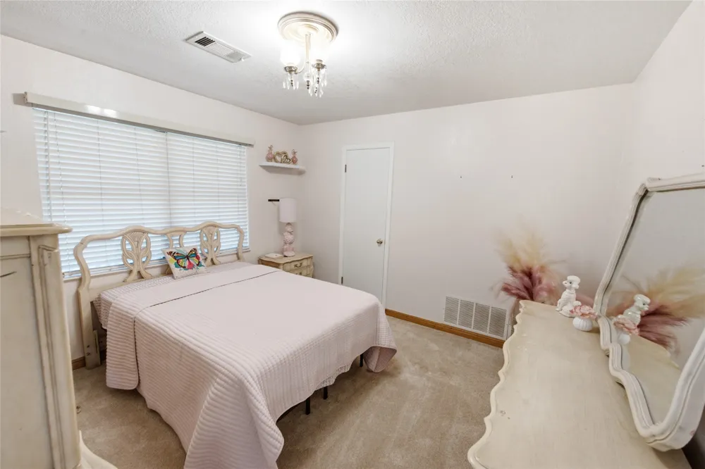 181 County Road 1747 Clifton, TX 76634