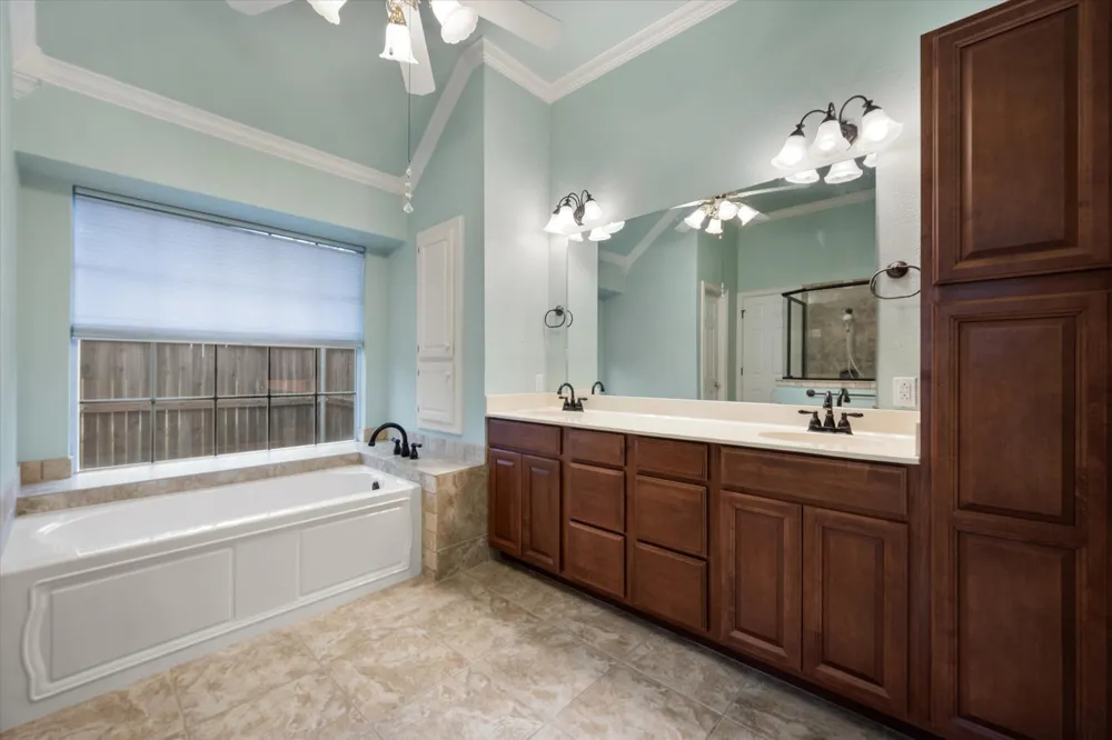8904 Thornway Drive North Richland Hills, TX 76182