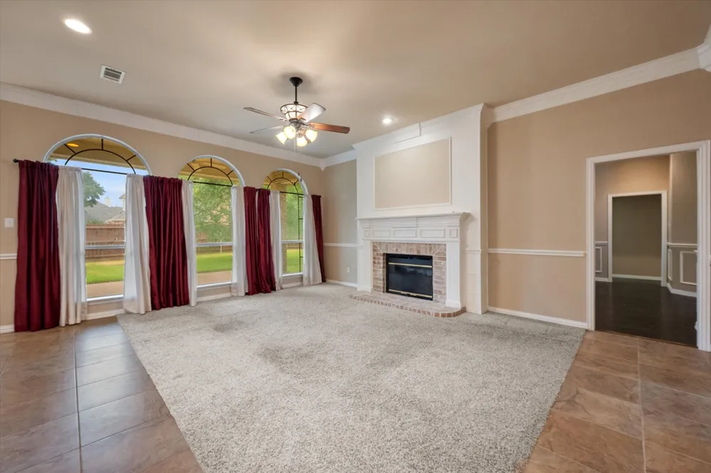 8904 Thornway Drive North Richland Hills, TX 76182