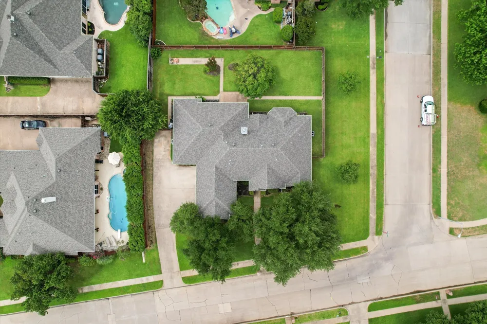8904 Thornway Drive North Richland Hills, TX 76182