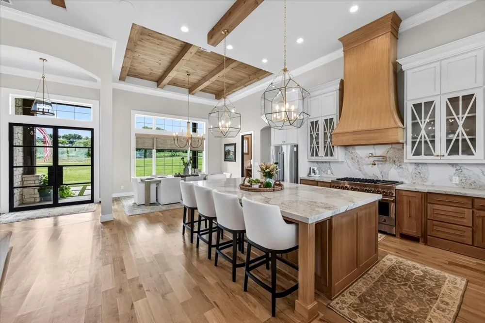 4005 Charleston Peak Aledo, TX 76008