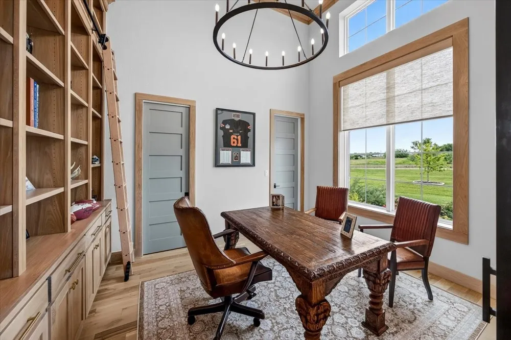4005 Charleston Peak Aledo, TX 76008