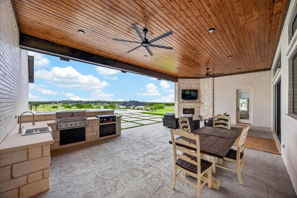 4005 Charleston Peak Aledo, TX 76008