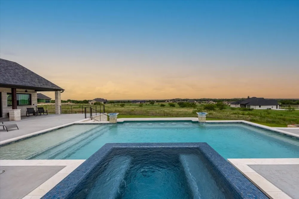 4005 Charleston Peak Aledo, TX 76008