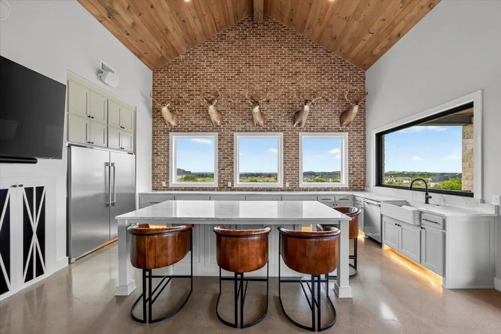 4005 Charleston Peak Aledo, TX 76008