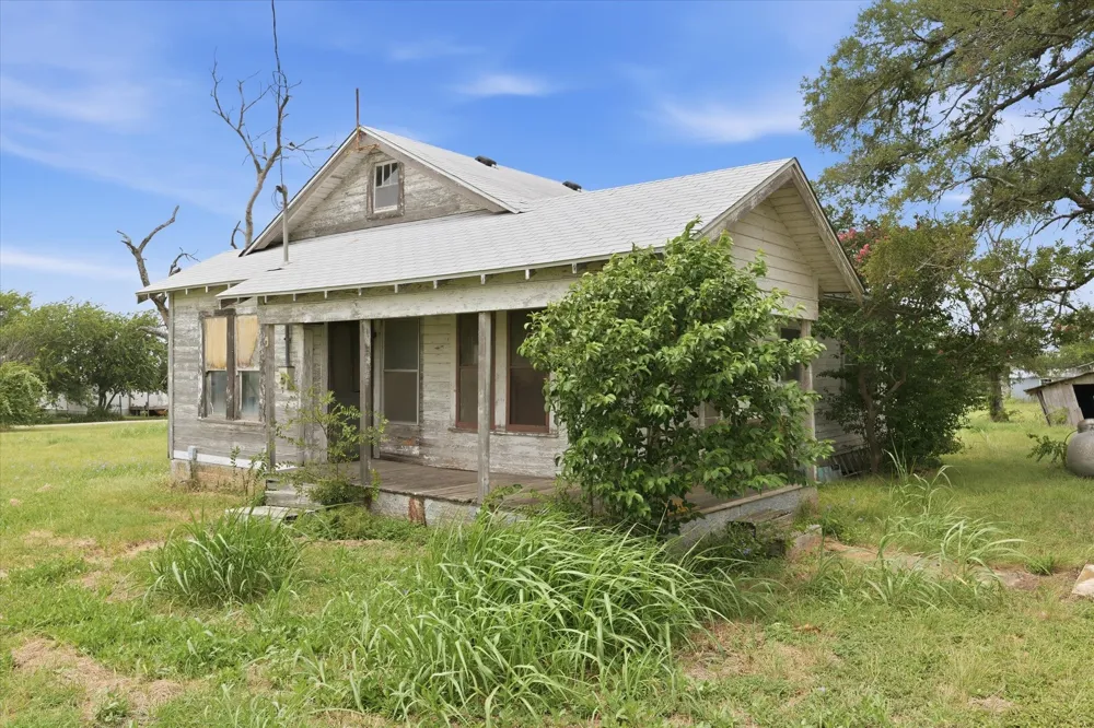 10847 Elk Road Axtell, TX 76624