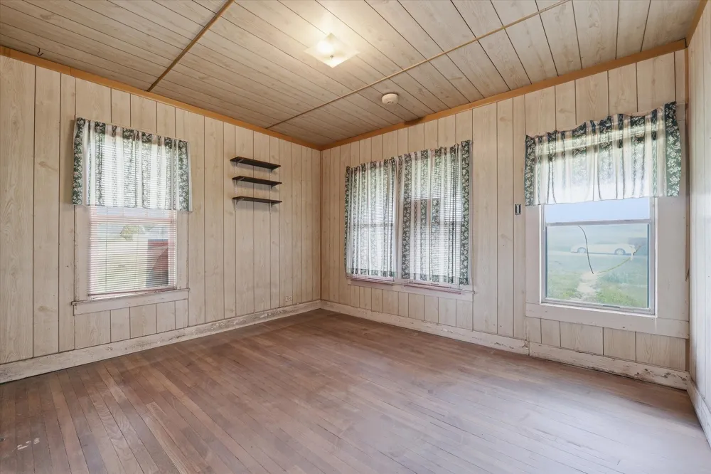 10847 Elk Road Axtell, TX 76624