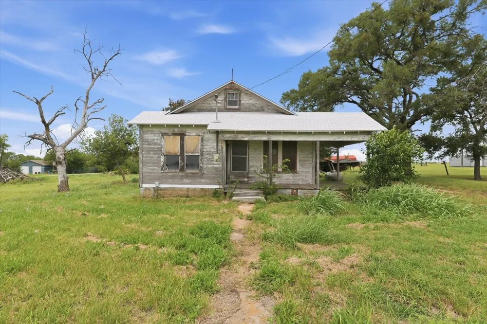 10847 Elk Road Axtell, TX 76624