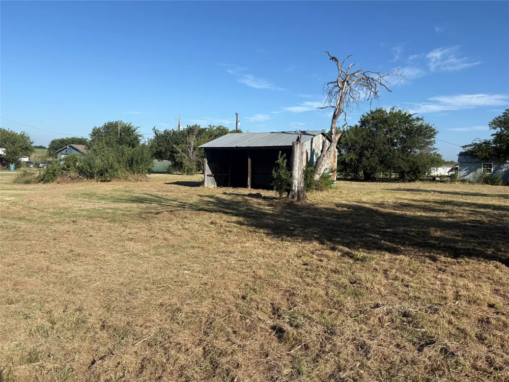 10847 Elk Road Axtell, TX 76624