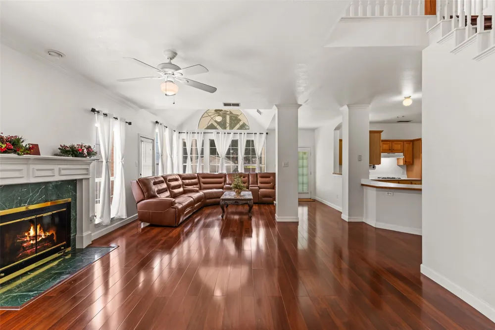 5709 Christy Lane Haltom City, TX 76137