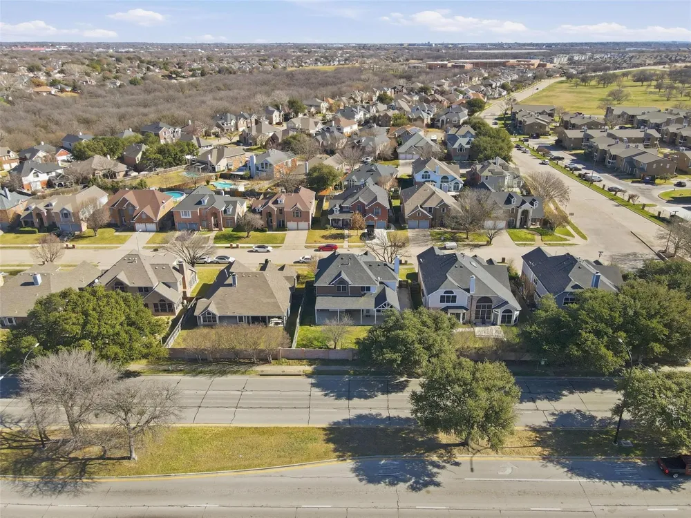 5709 Christy Lane Haltom City, TX 76137