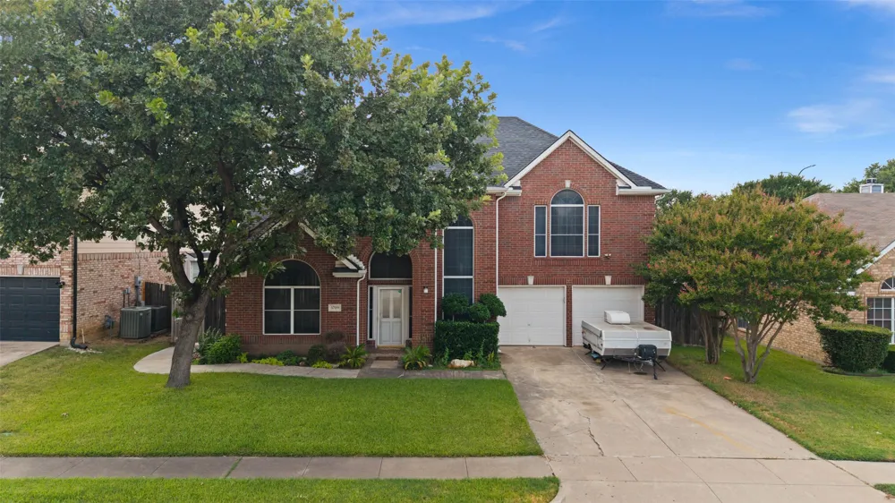 5709 Christy Lane Haltom City, TX 76137