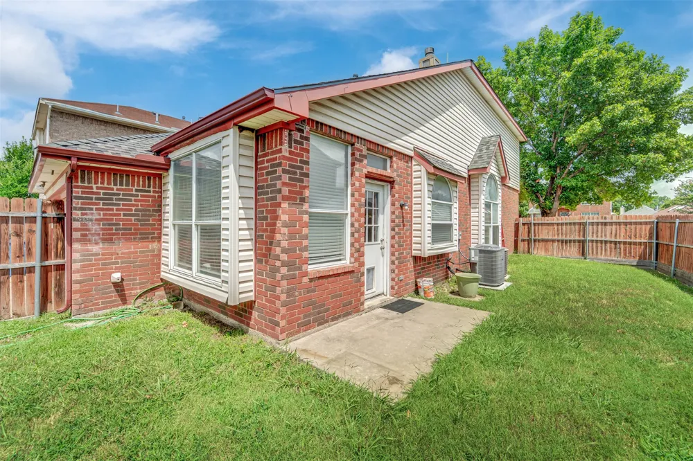 1410 Post Oak Drive Rowlett, TX 75089