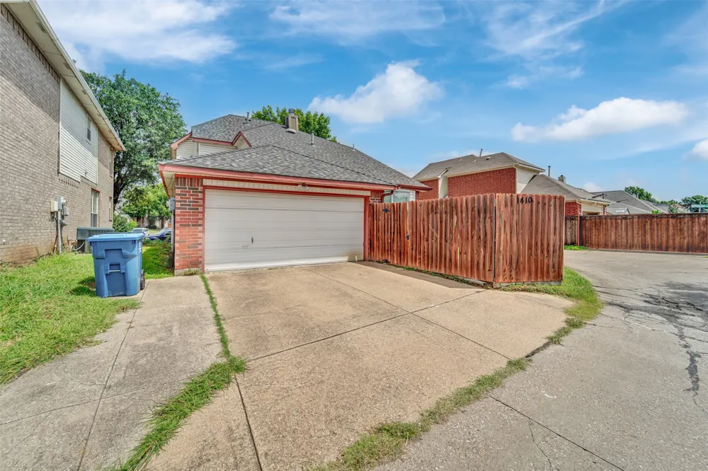 1410 Post Oak Drive Rowlett, TX 75089