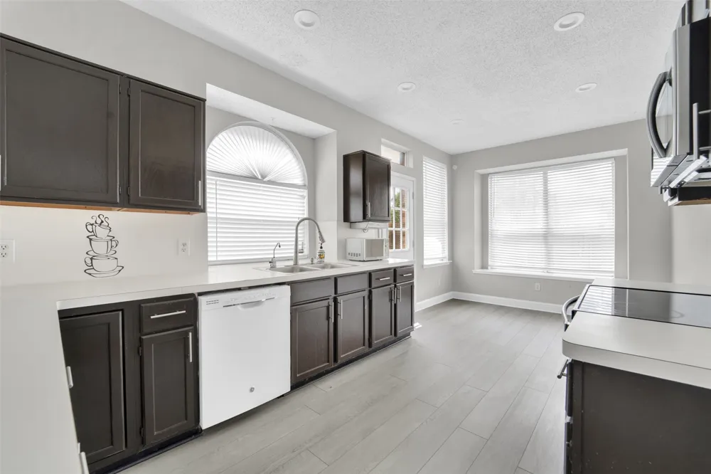 1410 Post Oak Drive Rowlett, TX 75089