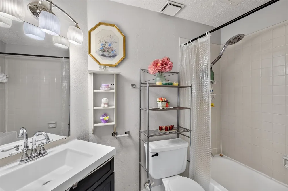 5550 Spring Valley Road #G24 Dallas, TX 75254