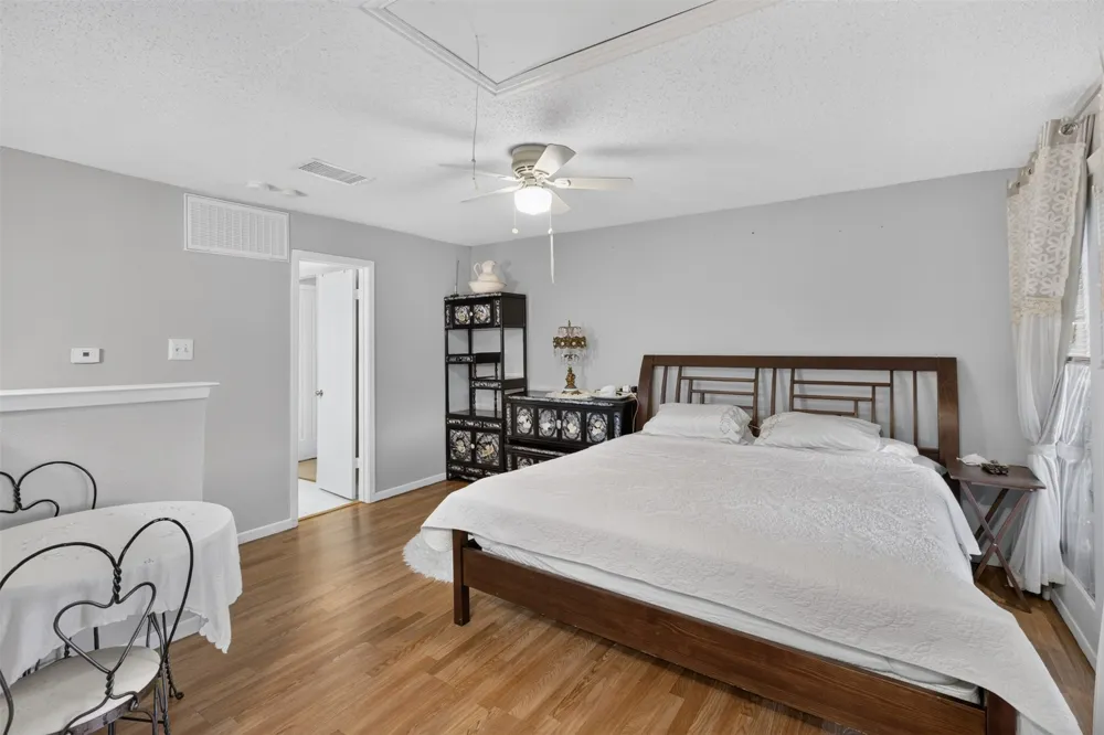 5550 Spring Valley Road #G24 Dallas, TX 75254