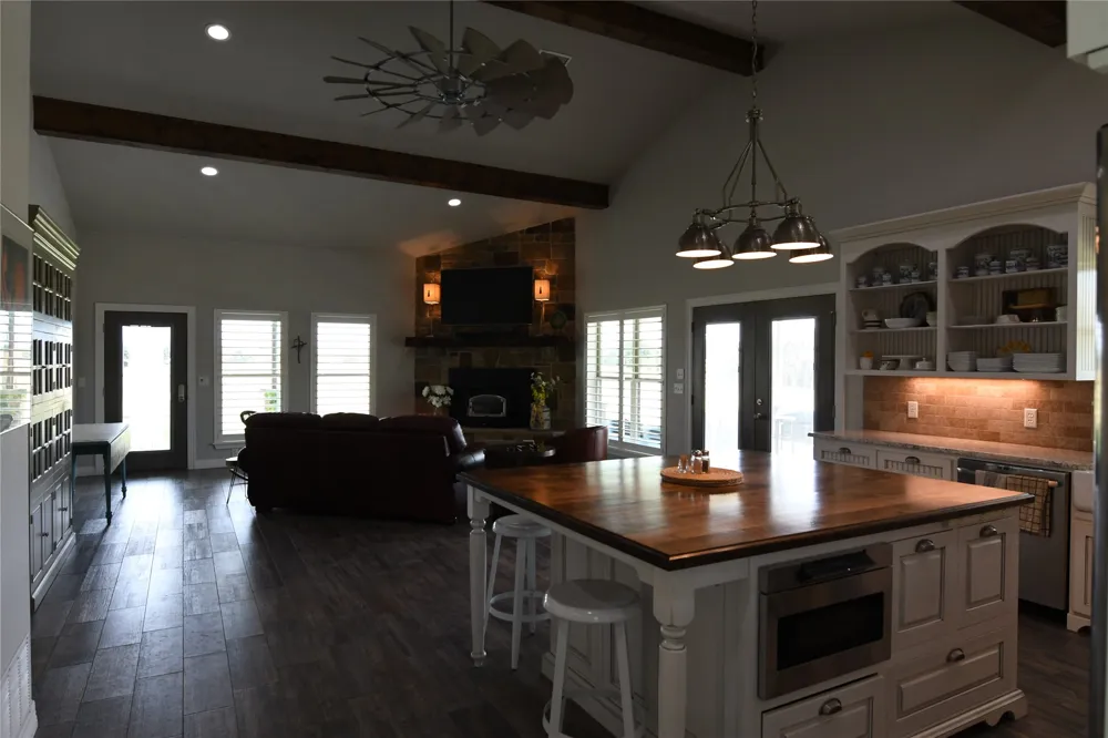 1809 Carminati Road Montague, TX 76251