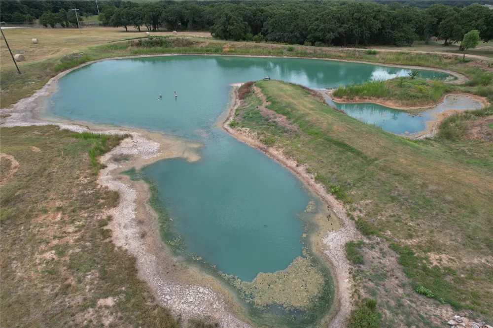 1809 Carminati Road Montague, TX 76251