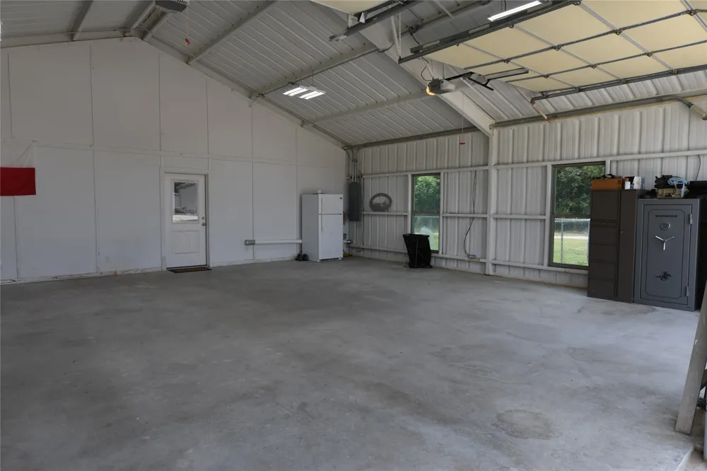 1809 Carminati Road Montague, TX 76251