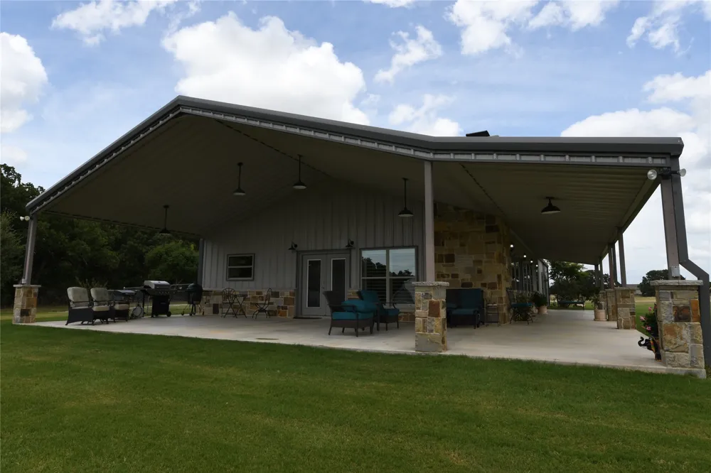 1809 Carminati Road Montague, TX 76251