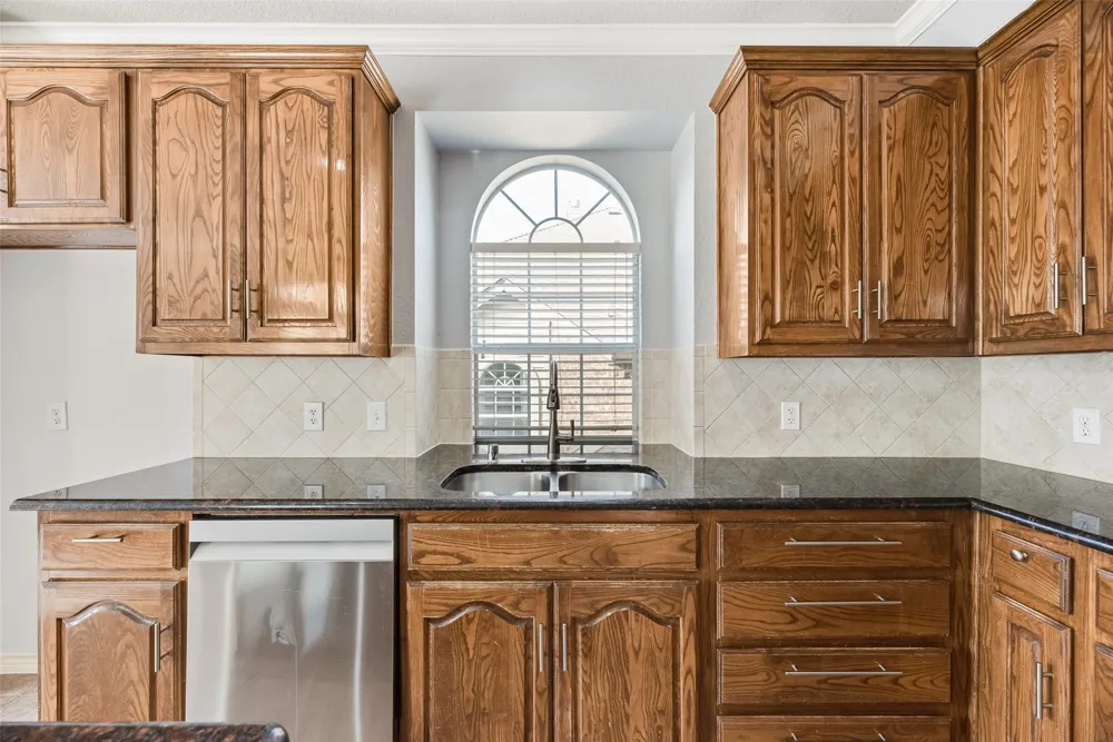 213 Palomino Court Celina, TX 75009