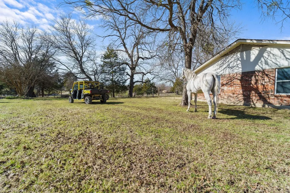 1006 S Clark Road Cedar Hill, TX 75104