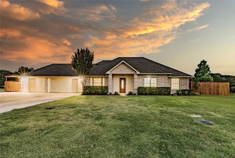 2201 Bradford Drive