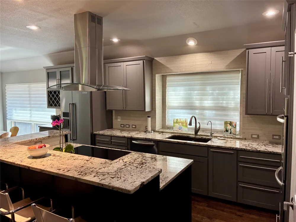 718 Ashleigh Lane Southlake, TX 76092