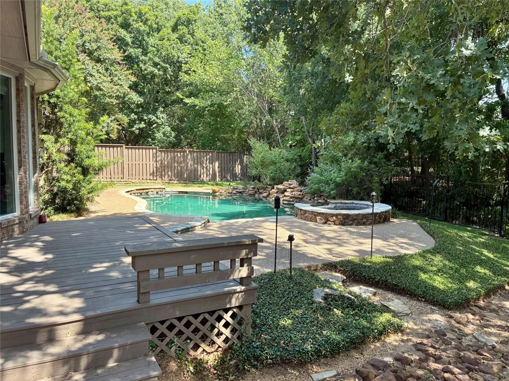 718 Ashleigh Lane Southlake, TX 76092