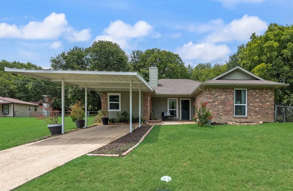 521 Shore Drive Wylie, TX 75098