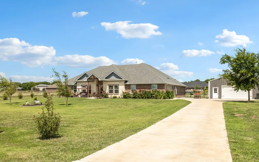 296 Hidden Meadow Trail Leonard, TX 75452
