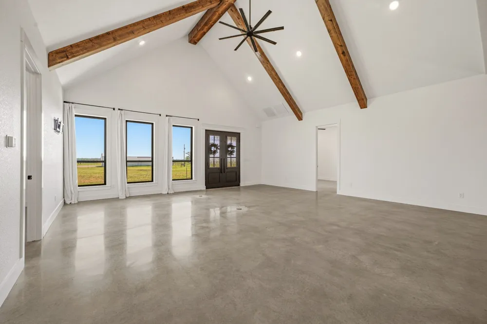 385 Private Road 1733 Stephenville, TX 76401