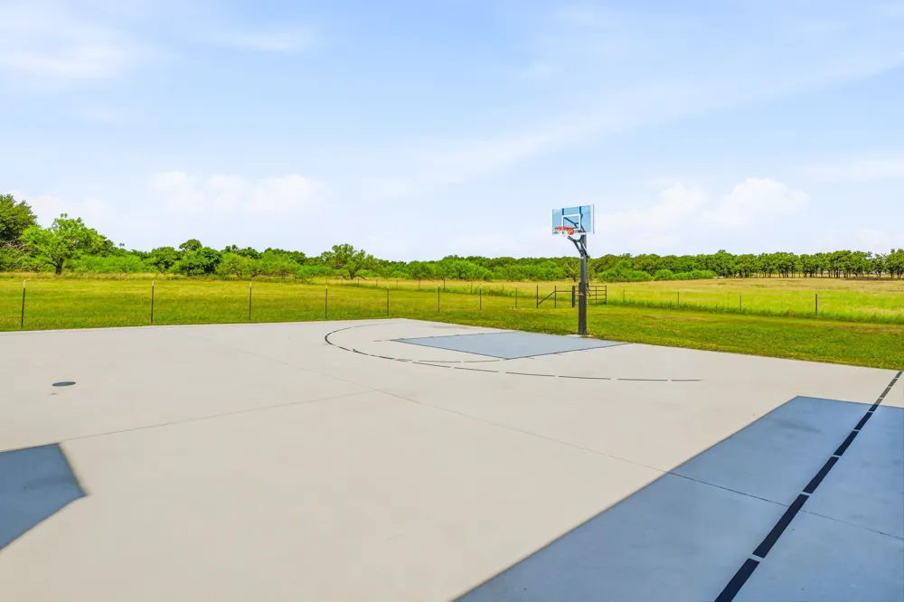385 Private Road 1733 Stephenville, TX 76401