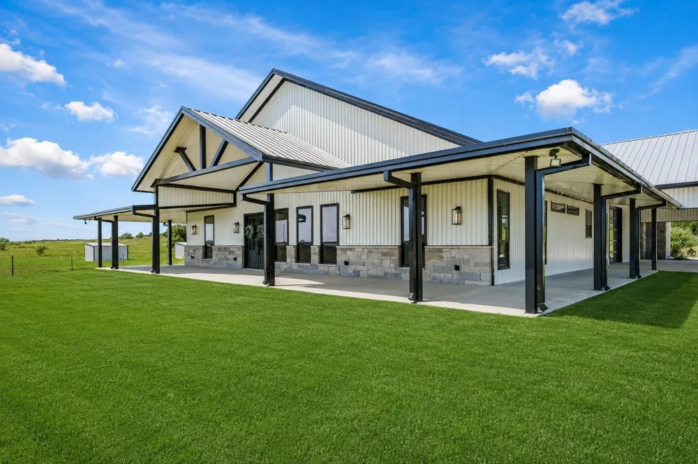 385 Private Road 1733 Stephenville, TX 76401