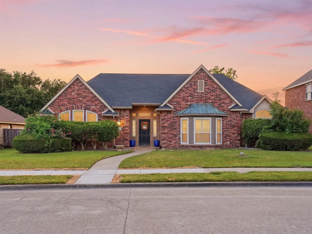 4011 Province Drive Carrollton, TX 75007
