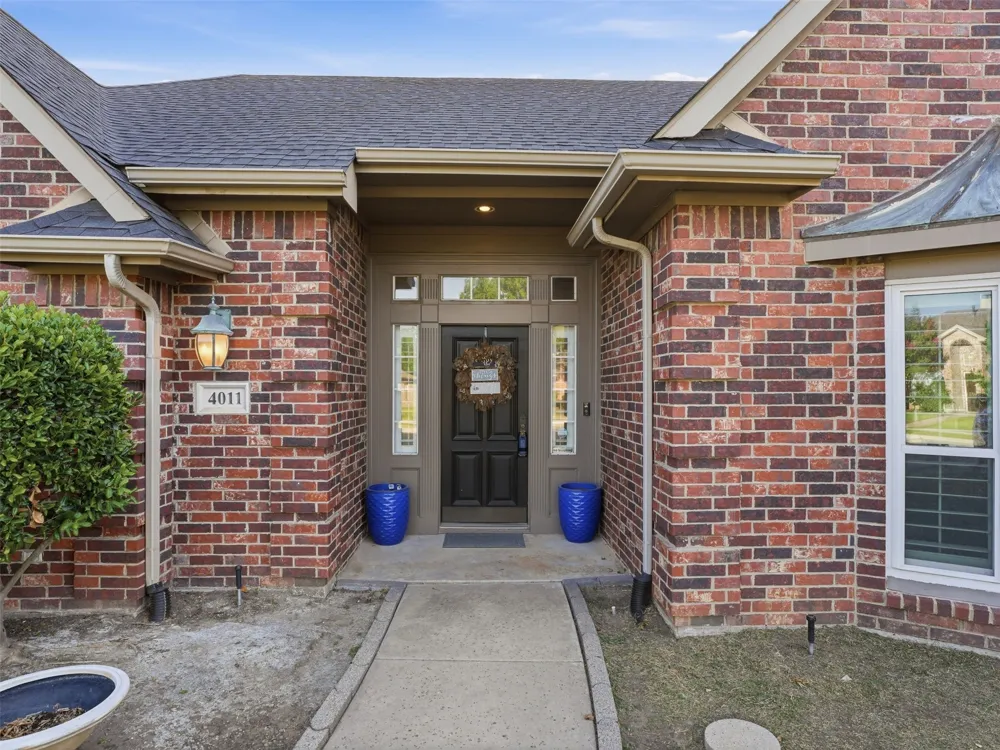 4011 Province Drive Carrollton, TX 75007