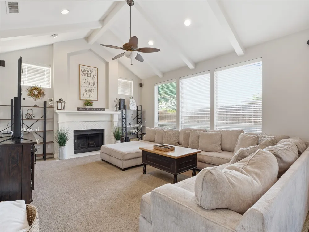 4011 Province Drive Carrollton, TX 75007