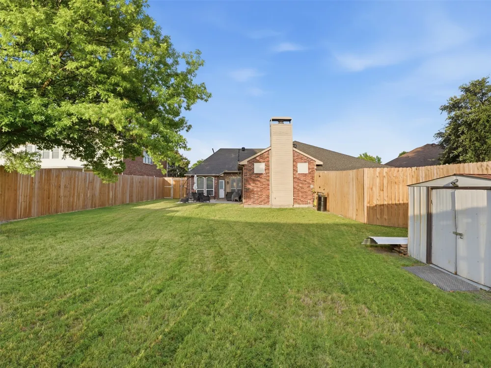 4011 Province Drive Carrollton, TX 75007