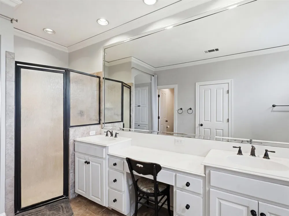 4011 Province Drive Carrollton, TX 75007