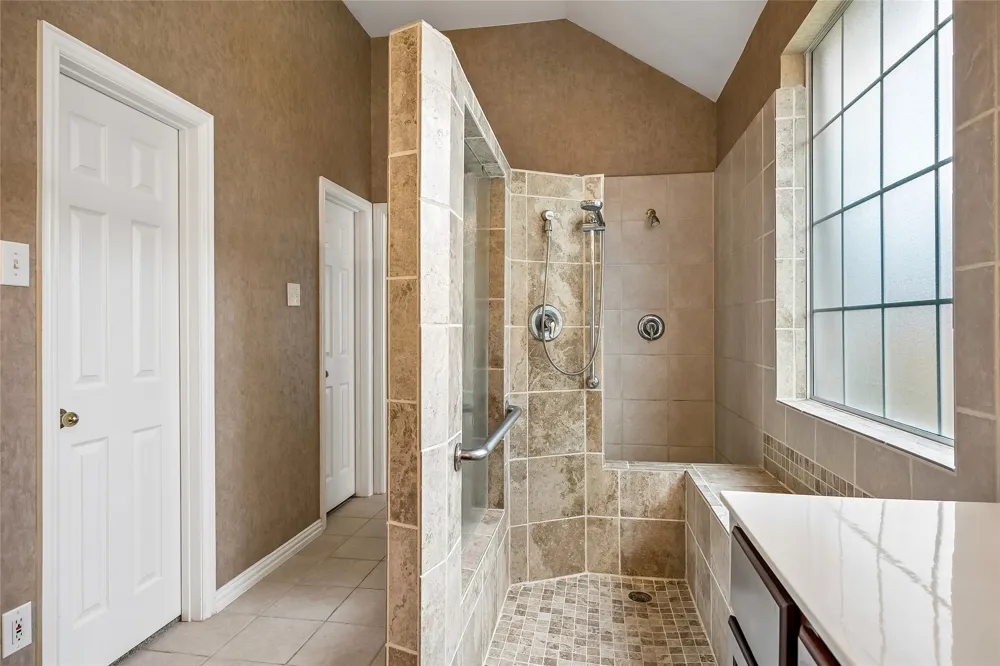 44 Creekside Drive Trophy Club, TX 76262