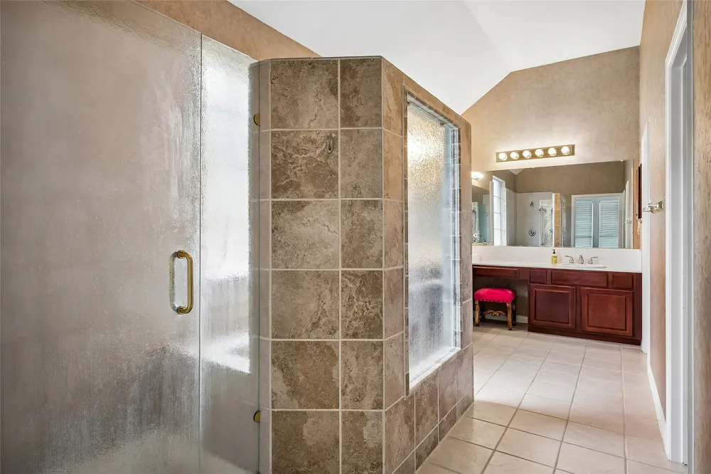 44 Creekside Drive Trophy Club, TX 76262