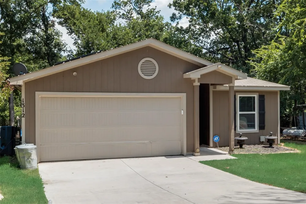 1312 Dawn Court Pelican Bay, TX 76020