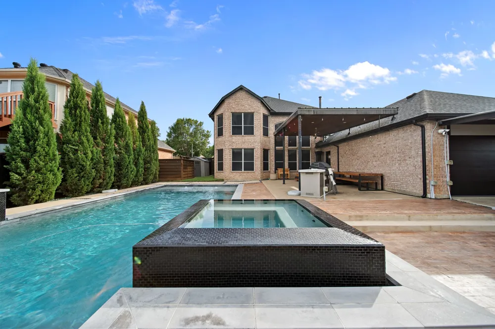 4726 Parkhaven Drive Garland, TX 75043