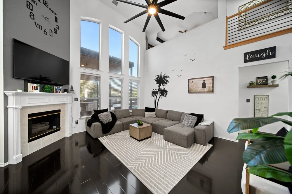 4726 Parkhaven Drive Garland, TX 75043
